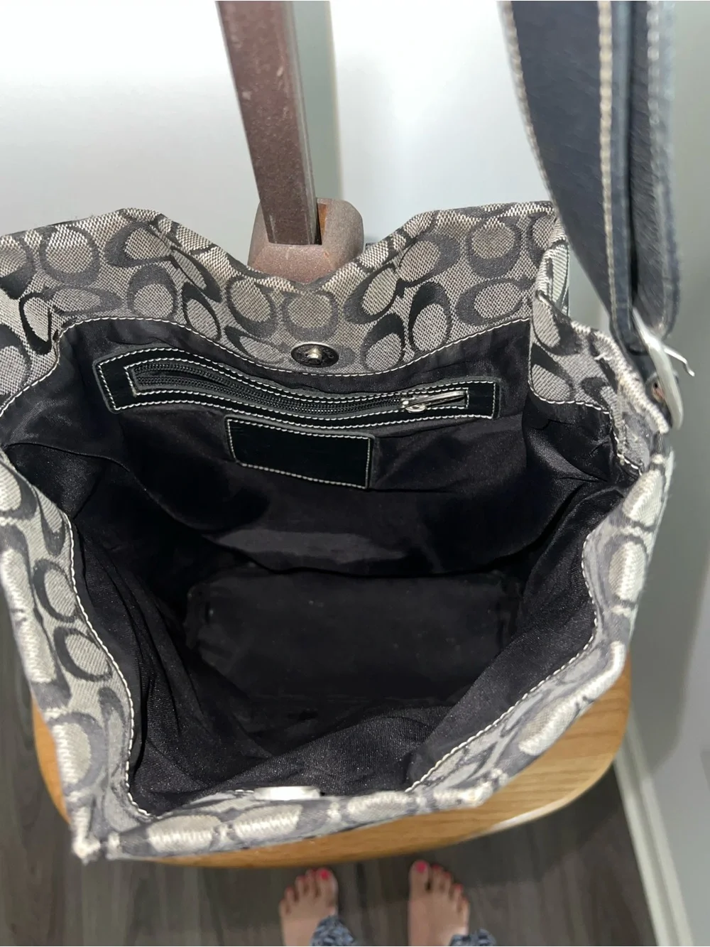 Coach Signature Jacquard Hobo Shoulder Bag – Black/Gray